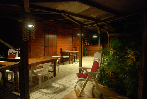 Le patio de nuit